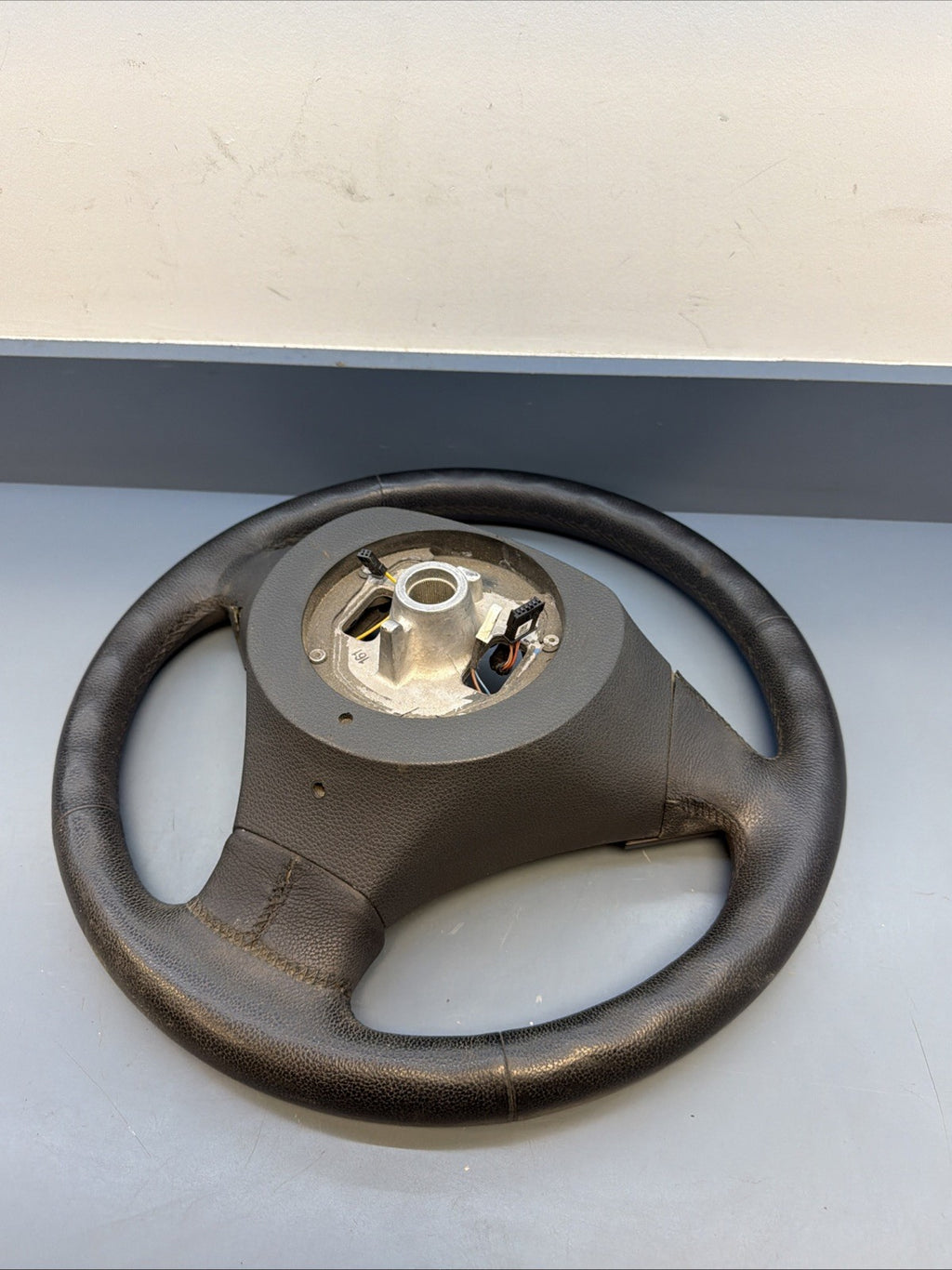 06-10 BMW E60 535i 528i 545i 550i Steering Wheel Non-Sport W/ Controls 3385E6030
