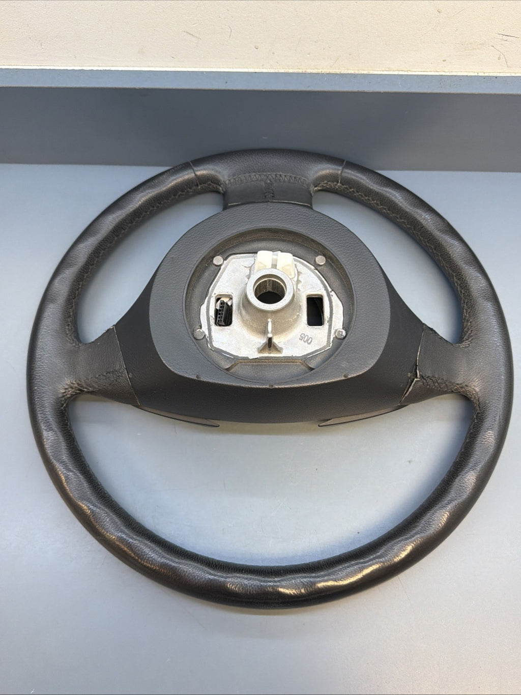 2004-2007 BMW 530I STEERING WHEEL W/ CRUISE CONTROL SWITCH 6938773