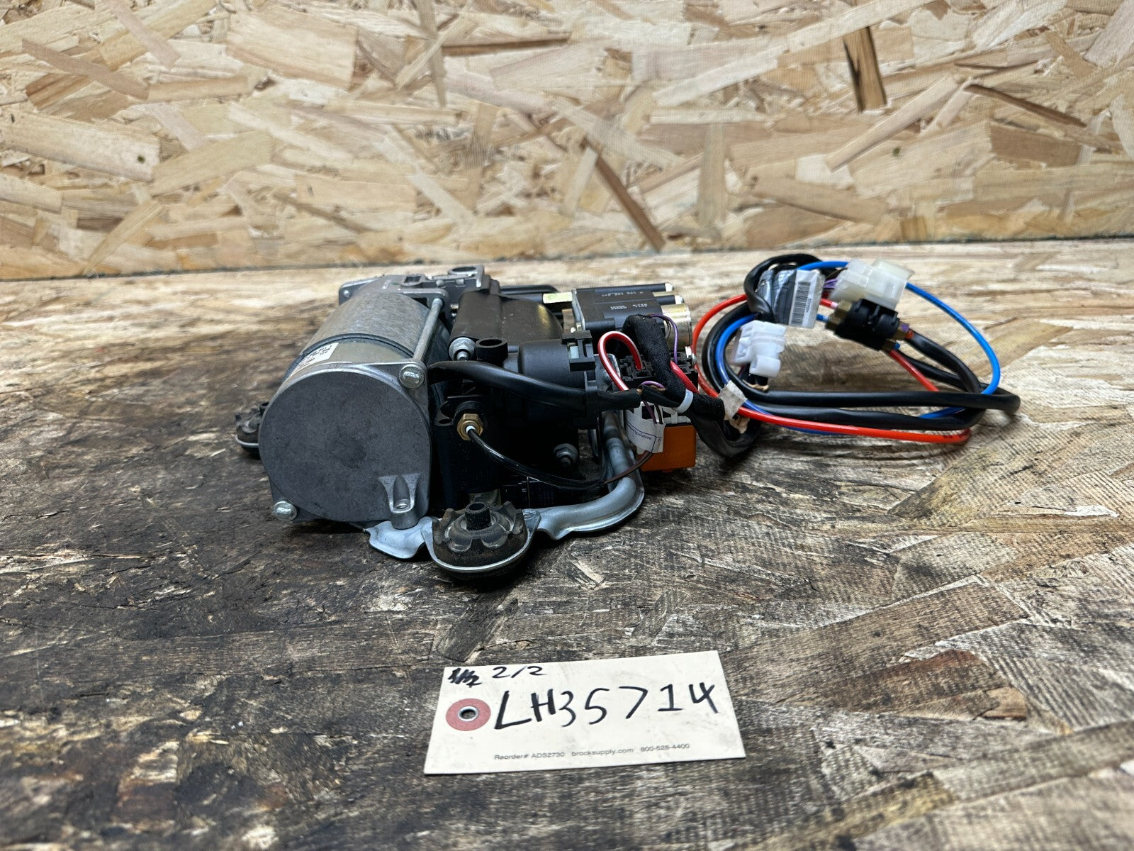 BMW 99-06 E53 X5 AIR SUSPENSION PUMP COMPRESSOR OEM 443020011/1082099