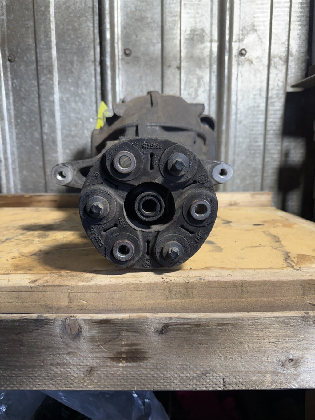 BMW REAR DIFFERENTIAL F10 5 SERIES FINAL DRIVE 3.08 7577101