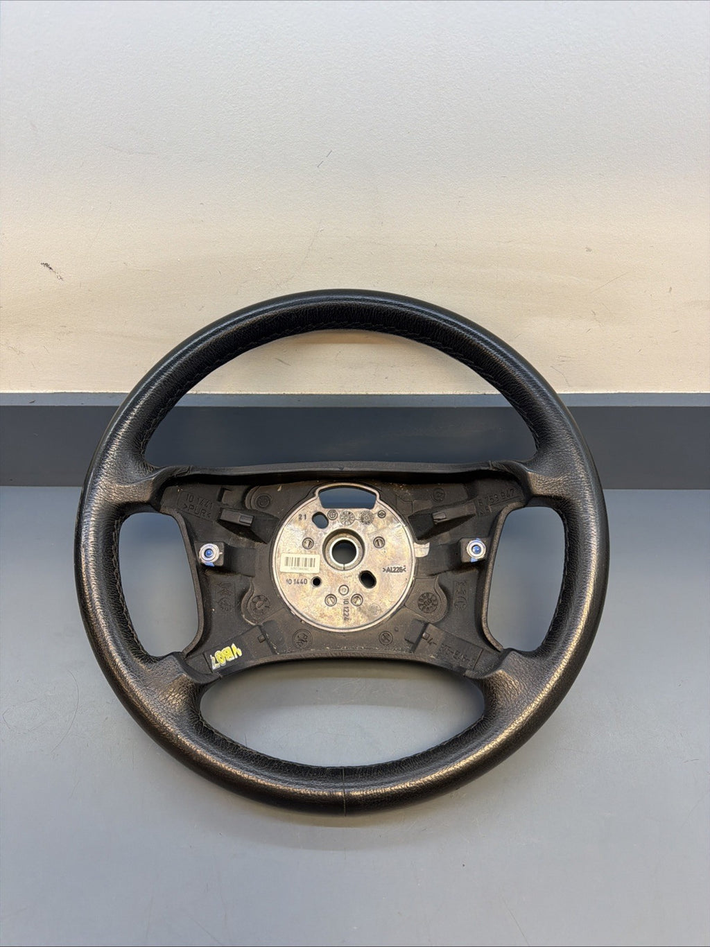99-06 BMW OEM 330XI STEERING WHEEL W/O CONTROL SWITCHES LEATHER BLACK OEM