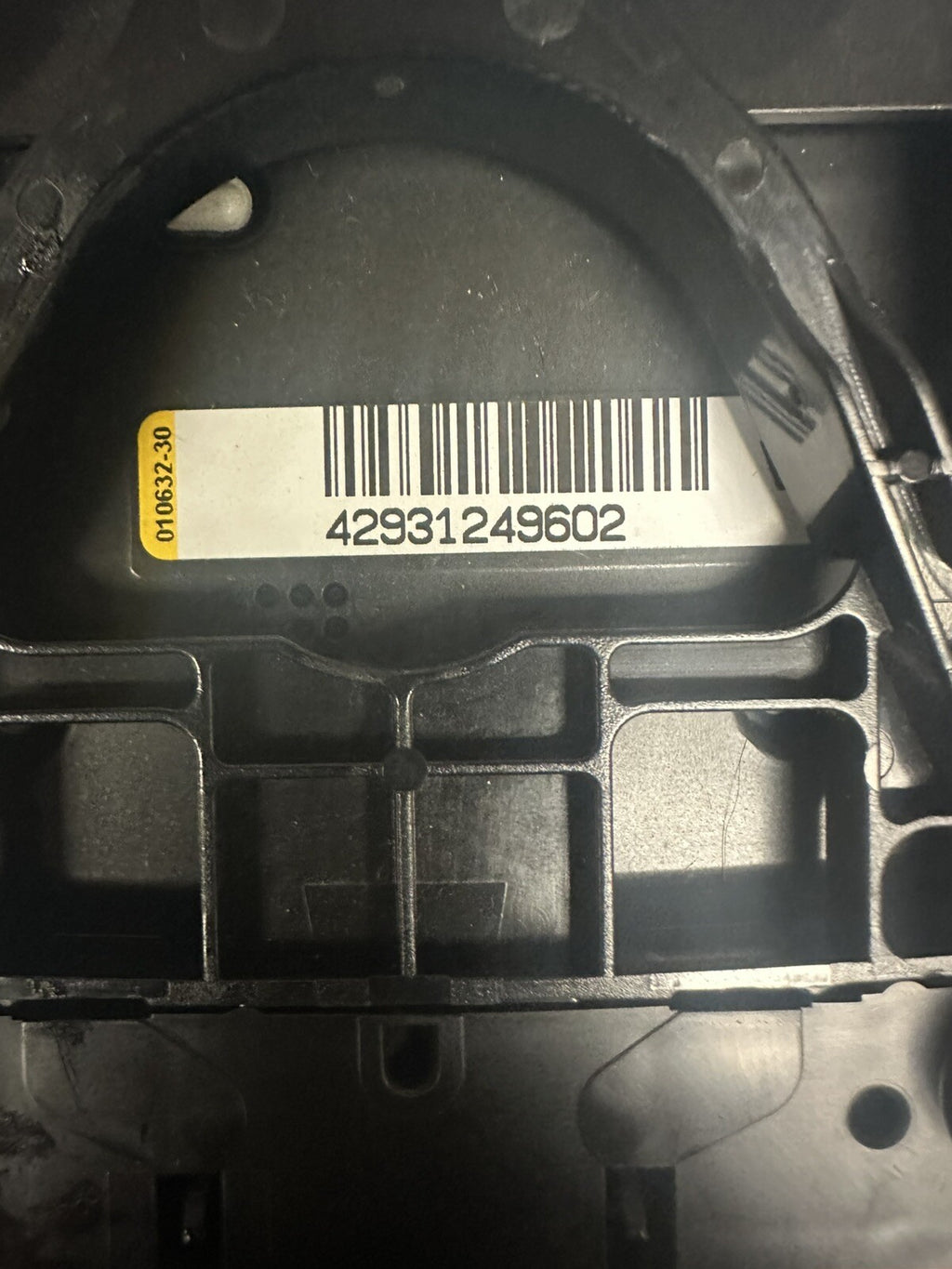 12-20 BMW F22 F36 F32 F30 M4 M235 435 Roof Console Dome Light SOS Switch 9321472
