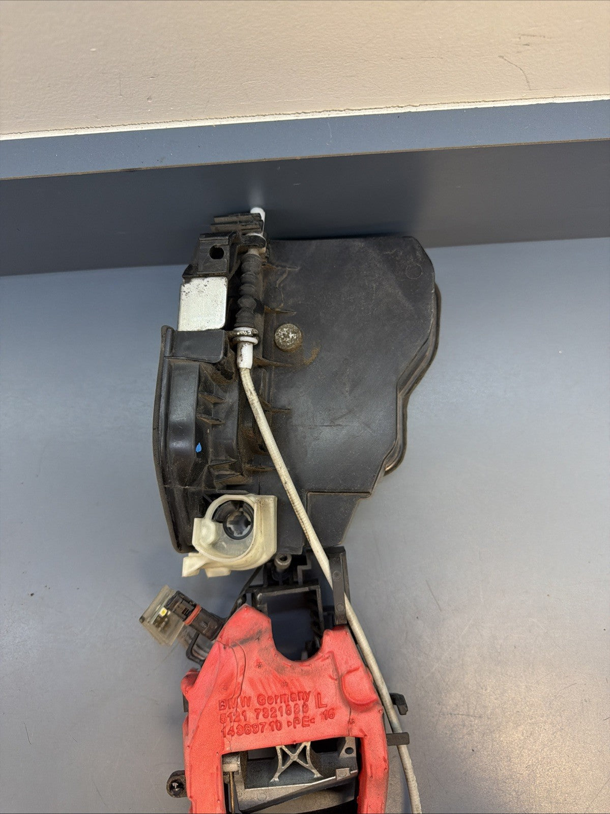 12-18 BMW 320i 328i F30 Rear Left Driver Side Exterior Door Lock Latch 7229455