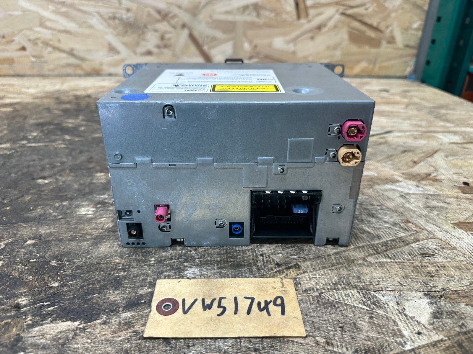 BMW 09-15 E84 X1 AM FM RADIO SATELLITE RECIEVER HEAD UNIT OEM 928343001