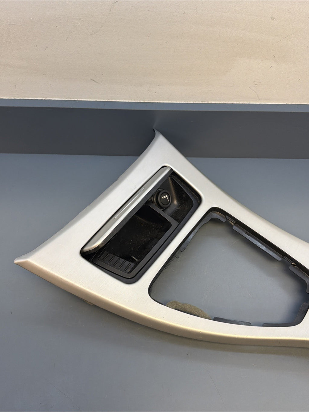 07-13 BMW E90 E92 328i 335i CENTER CONSOLE ALUMINUM TRIM OEM 7078571