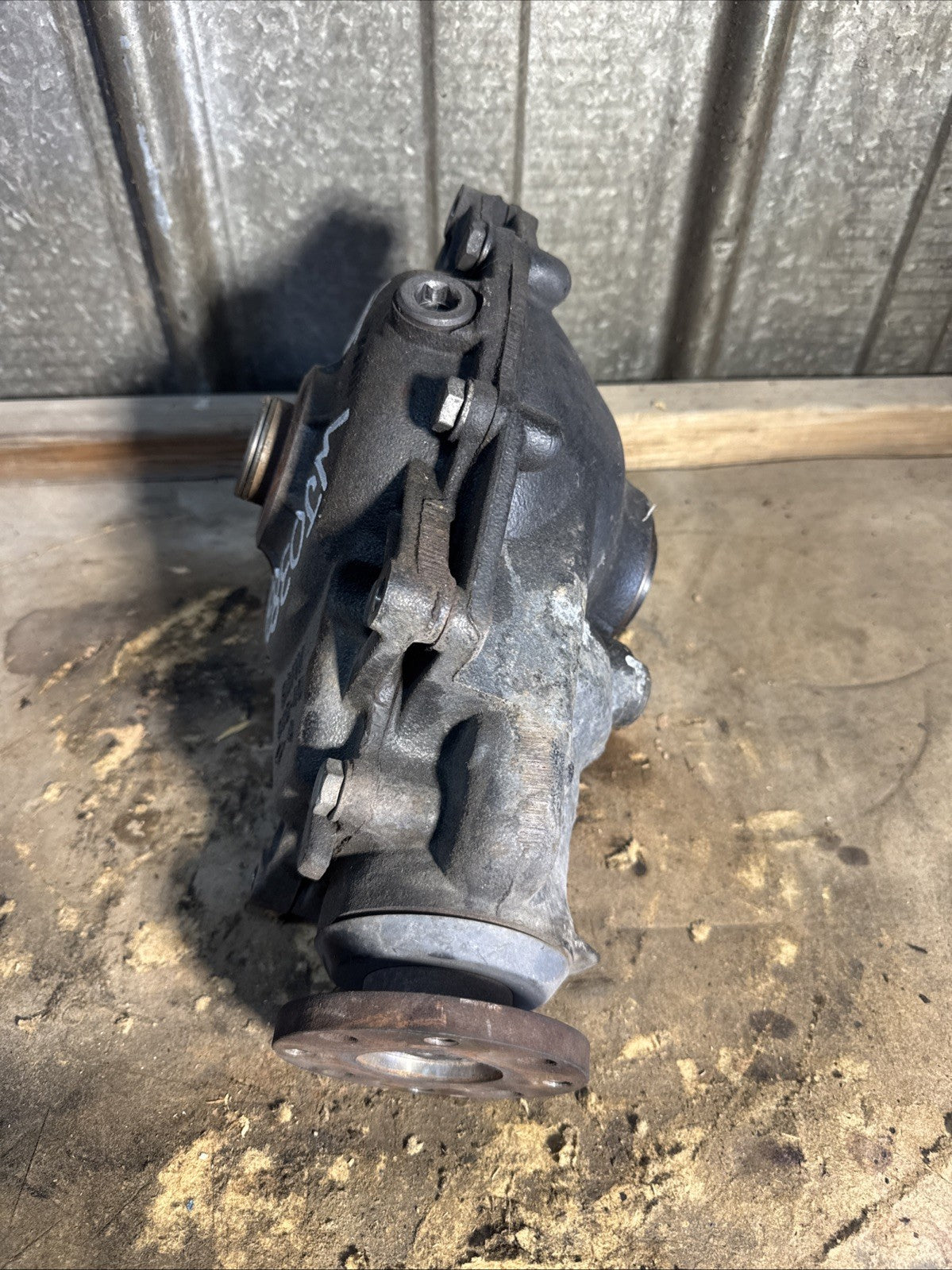 Front Differential Carrier Final Drive 4.44 AUTO Diff OEM BMW X3i E83 2005379