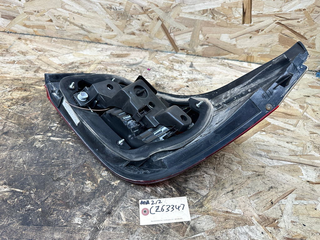 BMW 07-10 E60 5 SERIES LCI REAR LEFT DRIVER SIDE TAIL LIGHT OEM 7361881