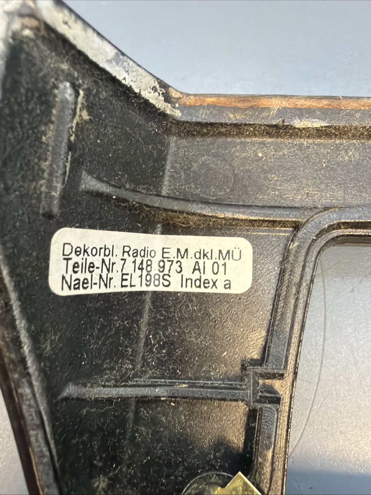 2006 - 2008 BMW 750Li 750i Dash Radio CD Player Trim Cover Woodgrain 7148973 OEM