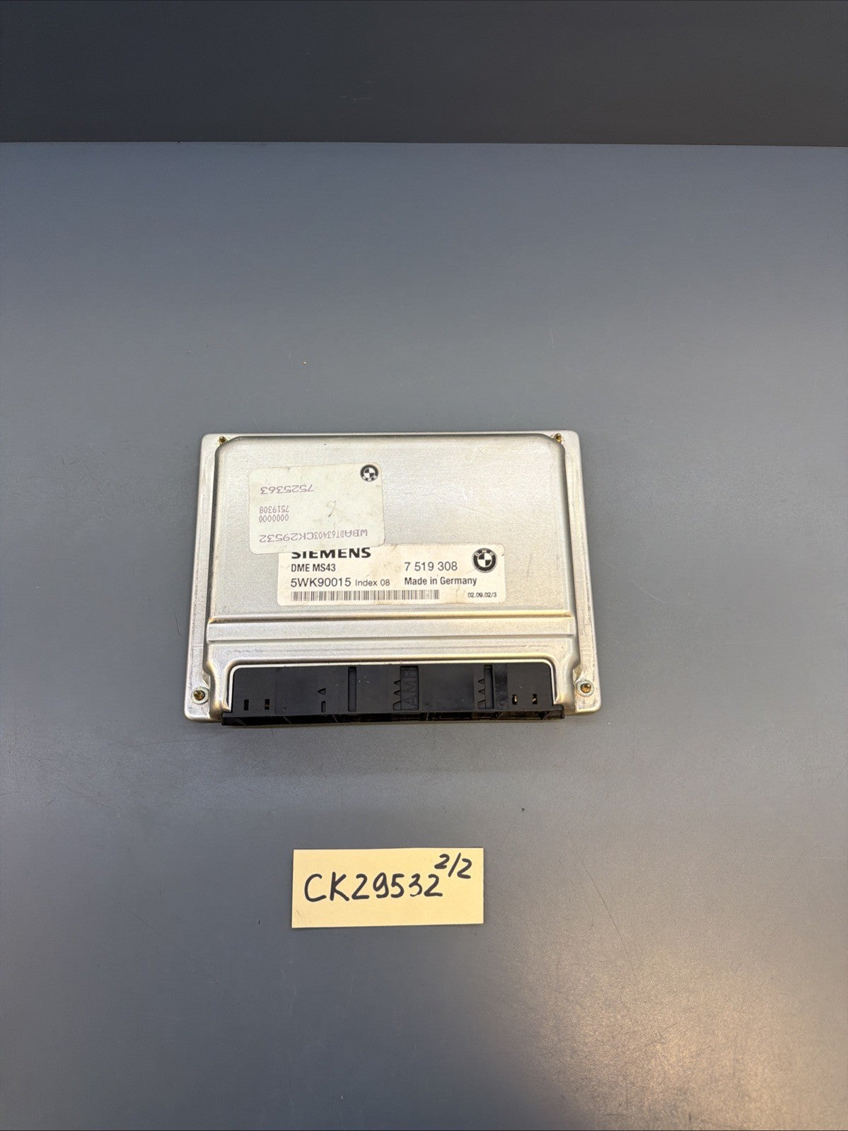 2001-2003 BMW 530i Engine Computer Control Module Unit ECU ECM 7519308 OEM