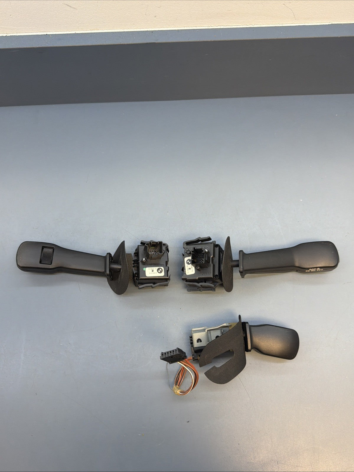 1997-2000 BMW E39 TURN SIGNAL WIPER CRUISE CONTROL SWITCH OEM 8352013 8352172