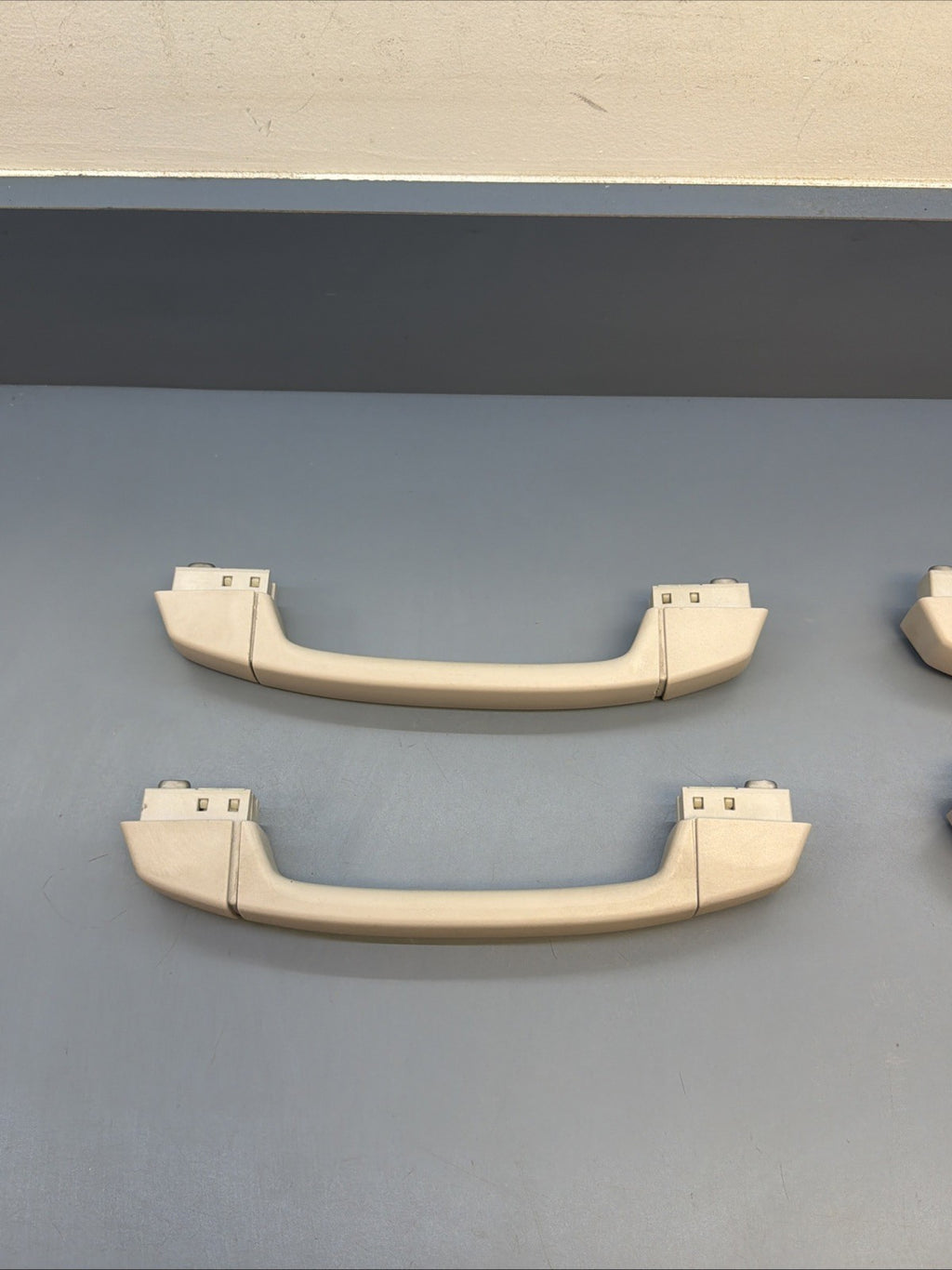 2004-2010 BMW E83 X3 Interior Front & Rear Roof Grab Handle Set of 4 Gray