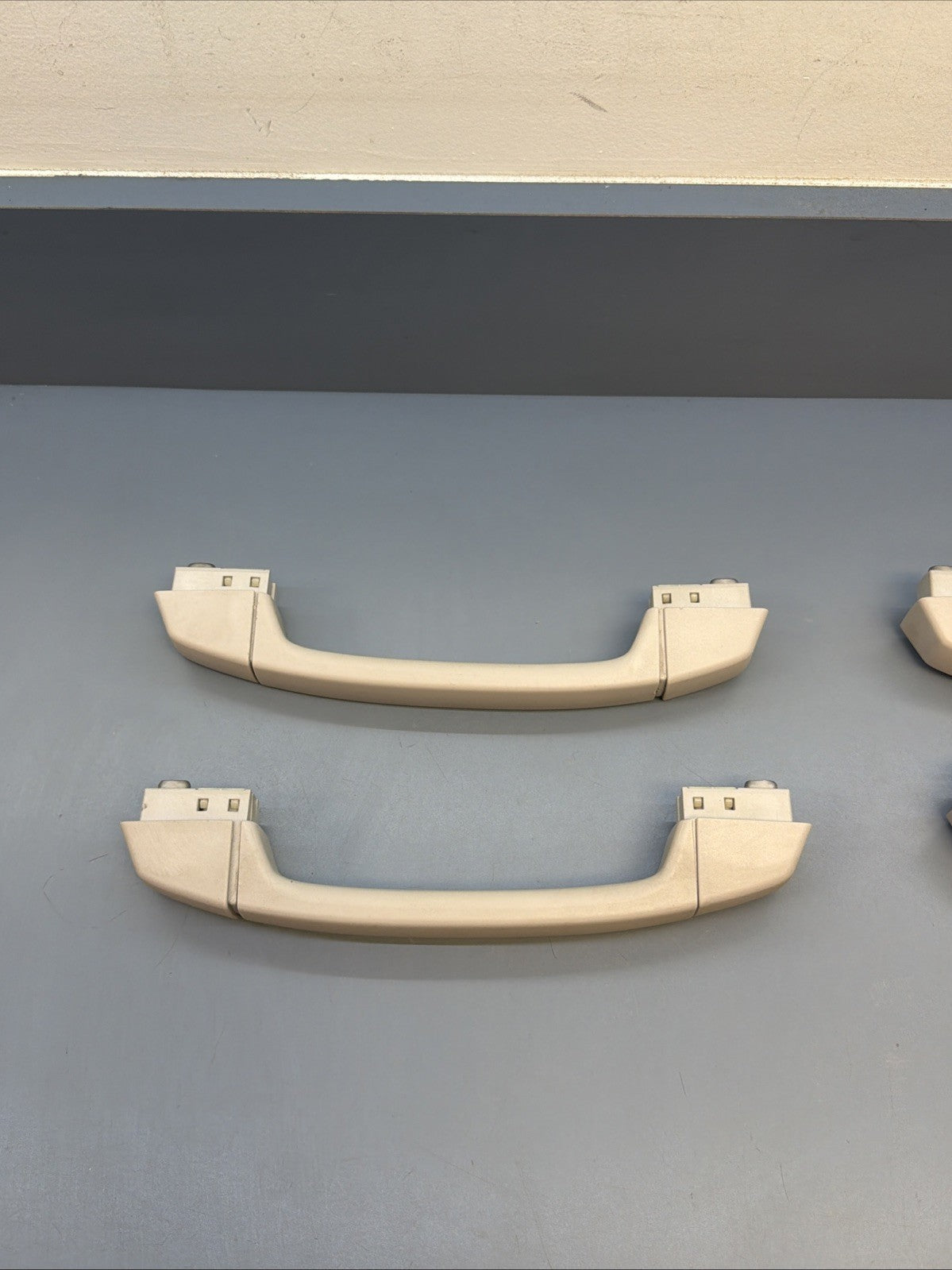 2004-2010 BMW E83 X3 Interior Front & Rear Roof Grab Handle Set of 4 Gray