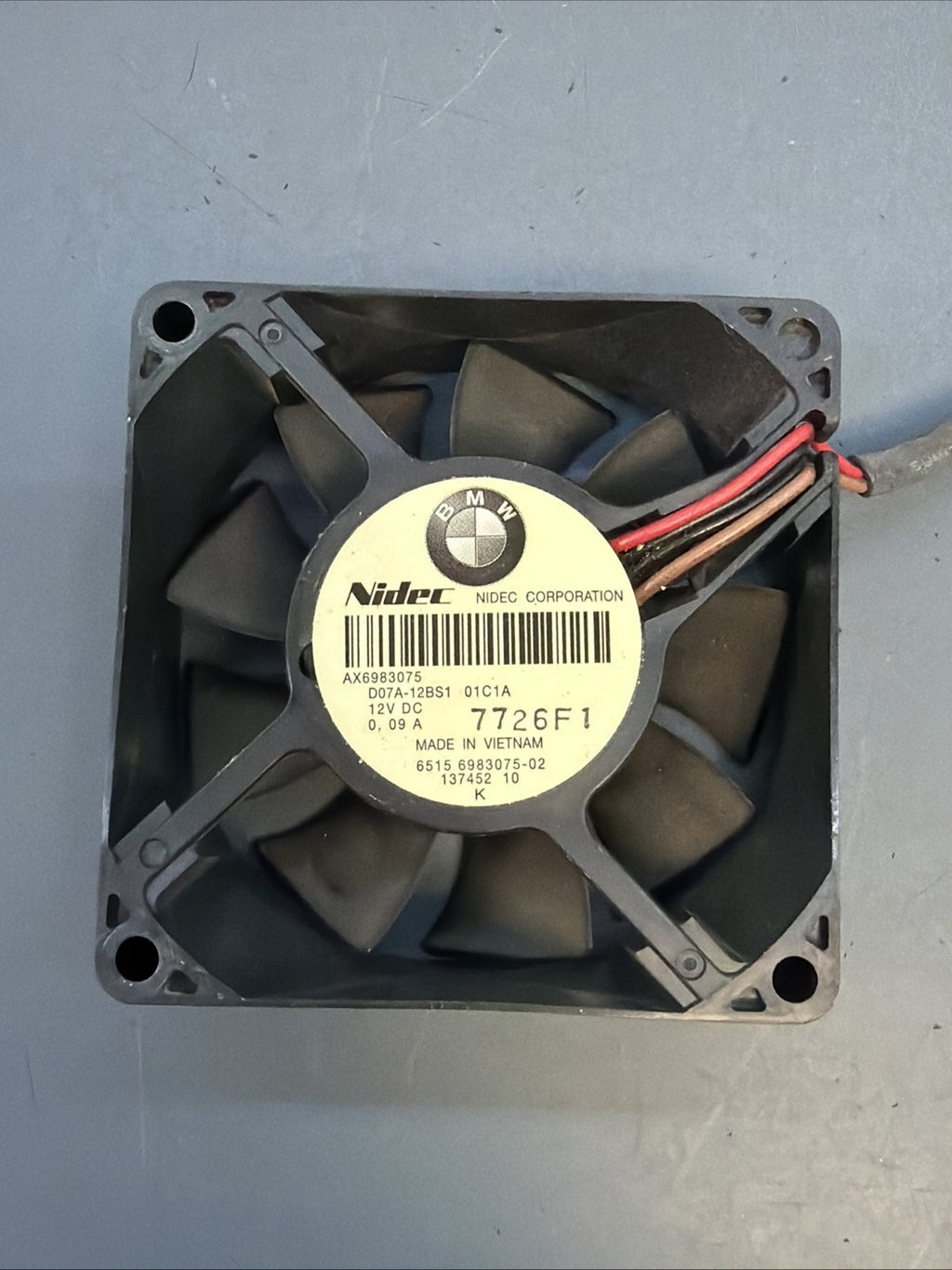 BMW E88 E90 E93 F10 F01 F02 F10 F13 Rear Cooling Fan Amplifier Motor 6983075