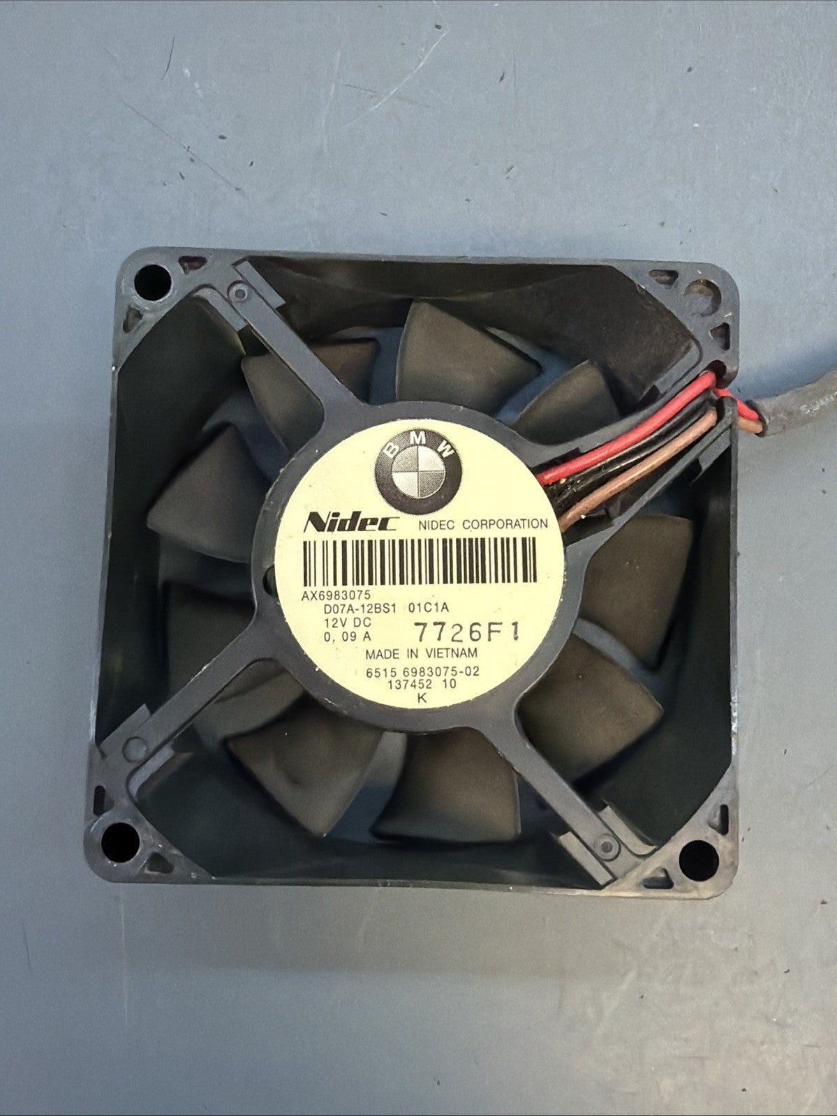 BMW E88 E90 E93 F10 F01 F02 F10 F13 Rear Cooling Fan Amplifier Motor 6983075