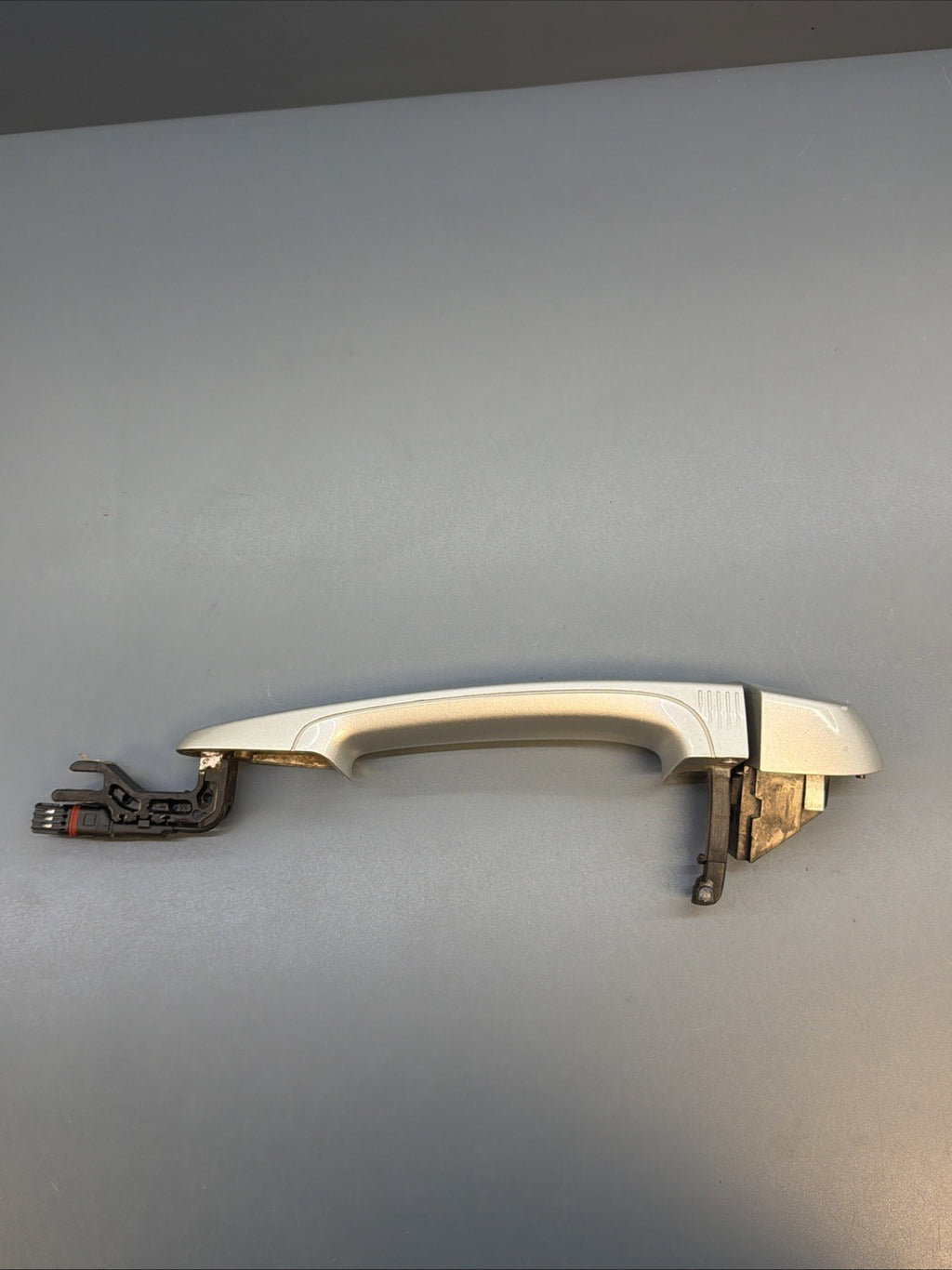 2007-13 BMW E90 E70 FRONT RIGHT DOOR EXTERIOR HANDLE 7138248 SILVER Keyless