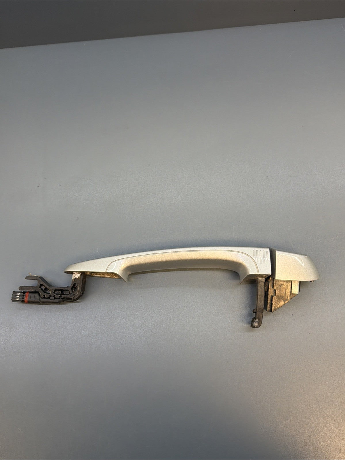 2007-13 BMW E90 E70 FRONT RIGHT DOOR EXTERIOR HANDLE 7138248 SILVER Keyless