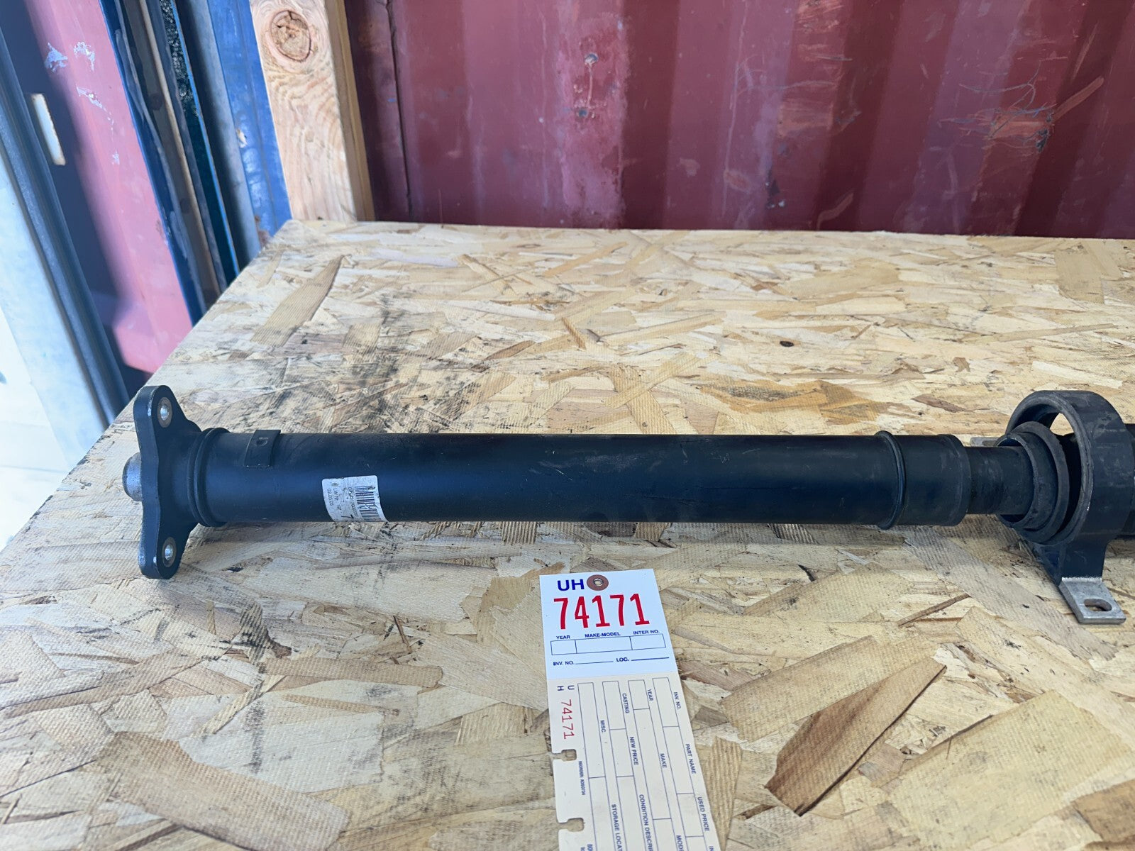 OEM BMW REAR DRIVESHAFT FITS AUTO 04-10 E60 E61 525 528 530 535 7542120 7573493