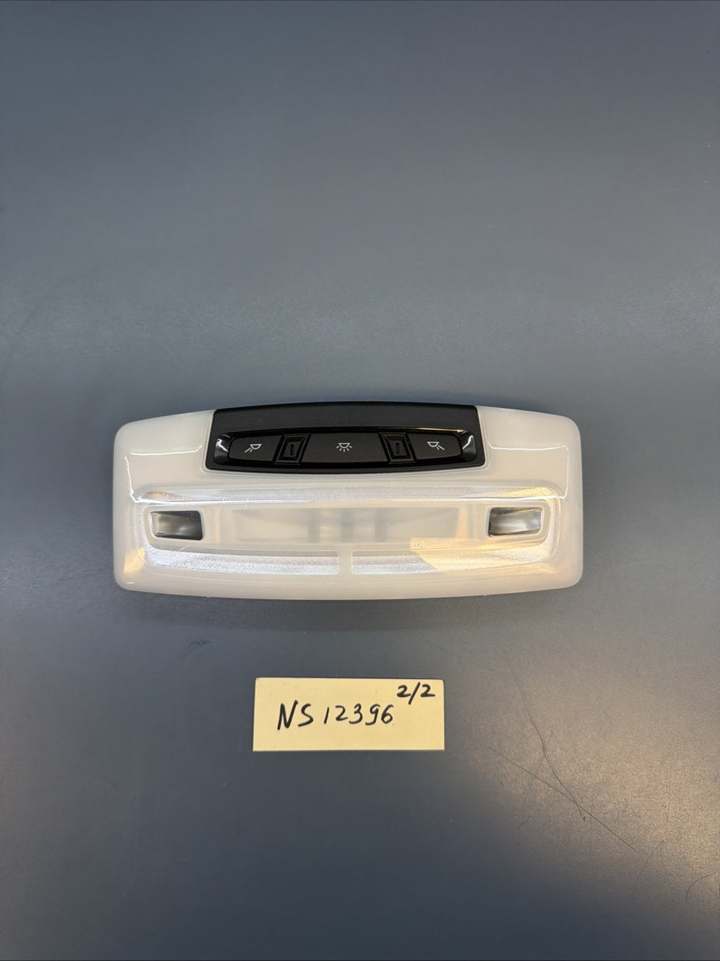 2013-2018 BMW F30 REAR INTERIOR DOME LIGHT READING LAMP 7793002 OEM
