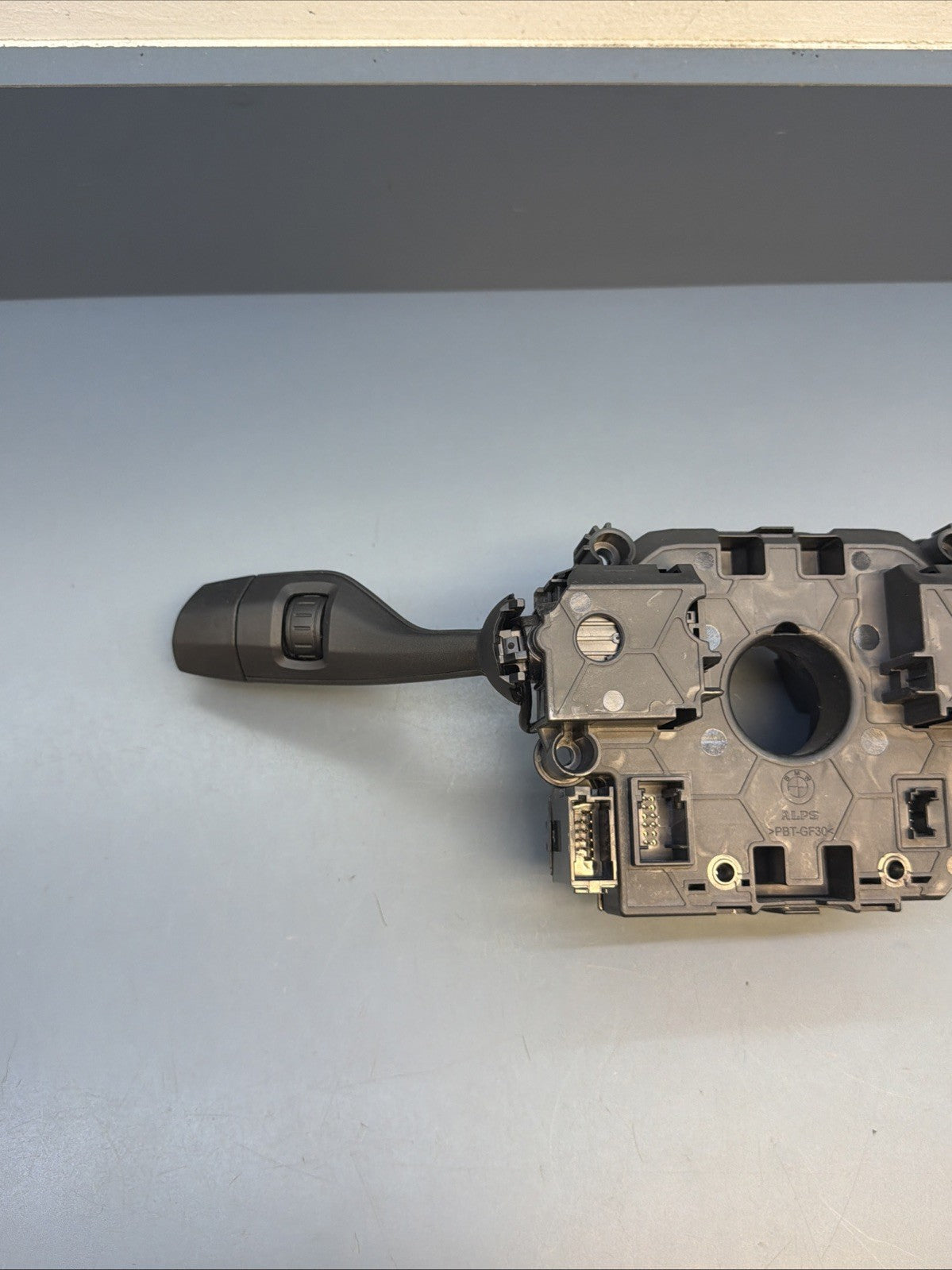 2018-2022 BMW X2 F39 OEM Windshield Wiper Turn Signal Switch 6823666