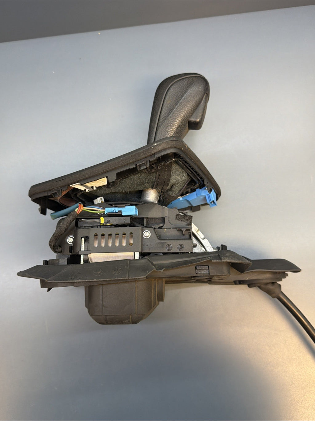 07-13 BMW 328i 328XI E90 E92 AUTOMATIC TRANSMISSION GEAR SHIFTER BOX OEM 7563656