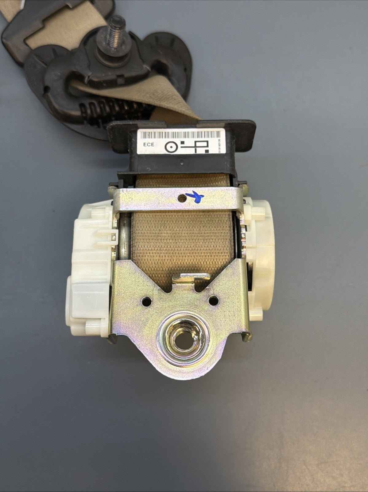 07-11 BMW E90 328 335 Front Driver Seat Belt Retractor 33059848 OEM BEIGE