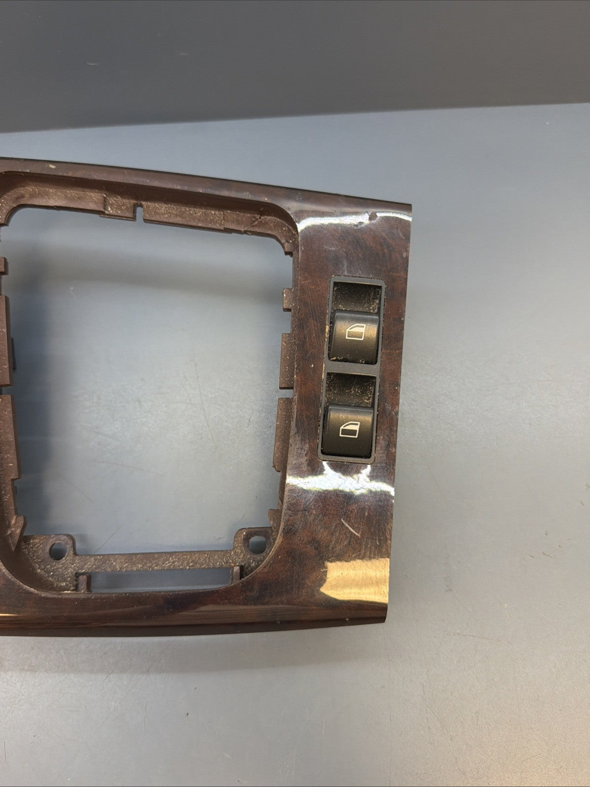 99-06 BMW E46 3-SERIES COUPE SHIFTER BEZEL SURROUND WOOD GRAIN 8214764
