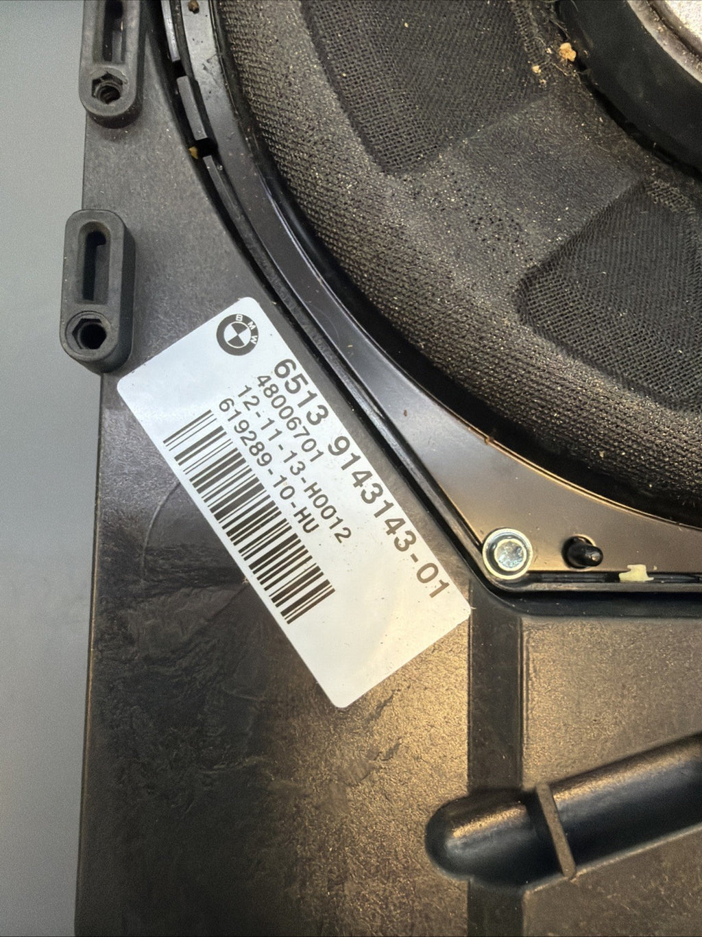 11-15 BMW X1 E84 FRONT LEFT & RIGHT HI-FI SUBWOOFER SET 9143143 9143144