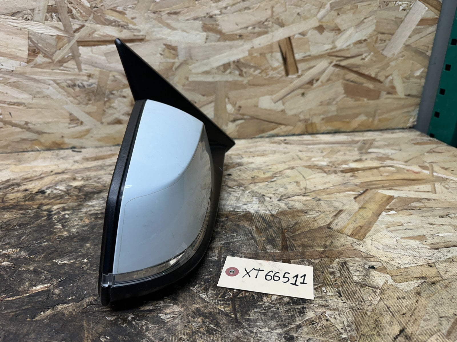 BMW 12-15 E84 X1 FRONT LEFT DRIVER FOLDING SIDE MIRROR WHITE OEM A046314