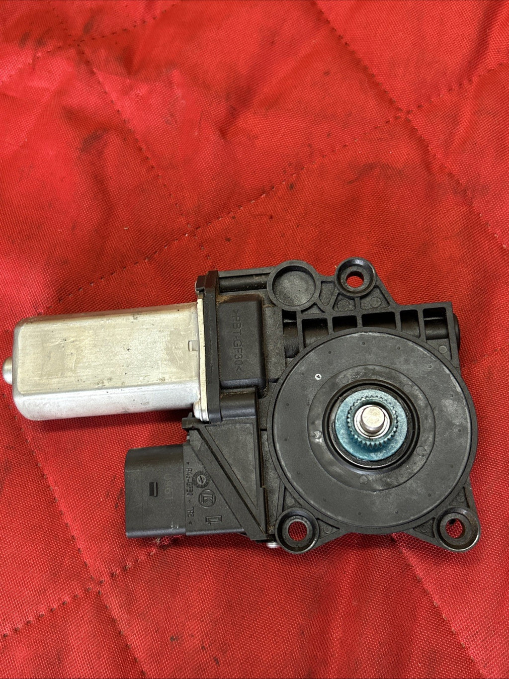 BMW/2006-11/ 325i 328i 330i 335i/ RIGHT REAR WINDOW MOTOR/USED/OEM 9030222