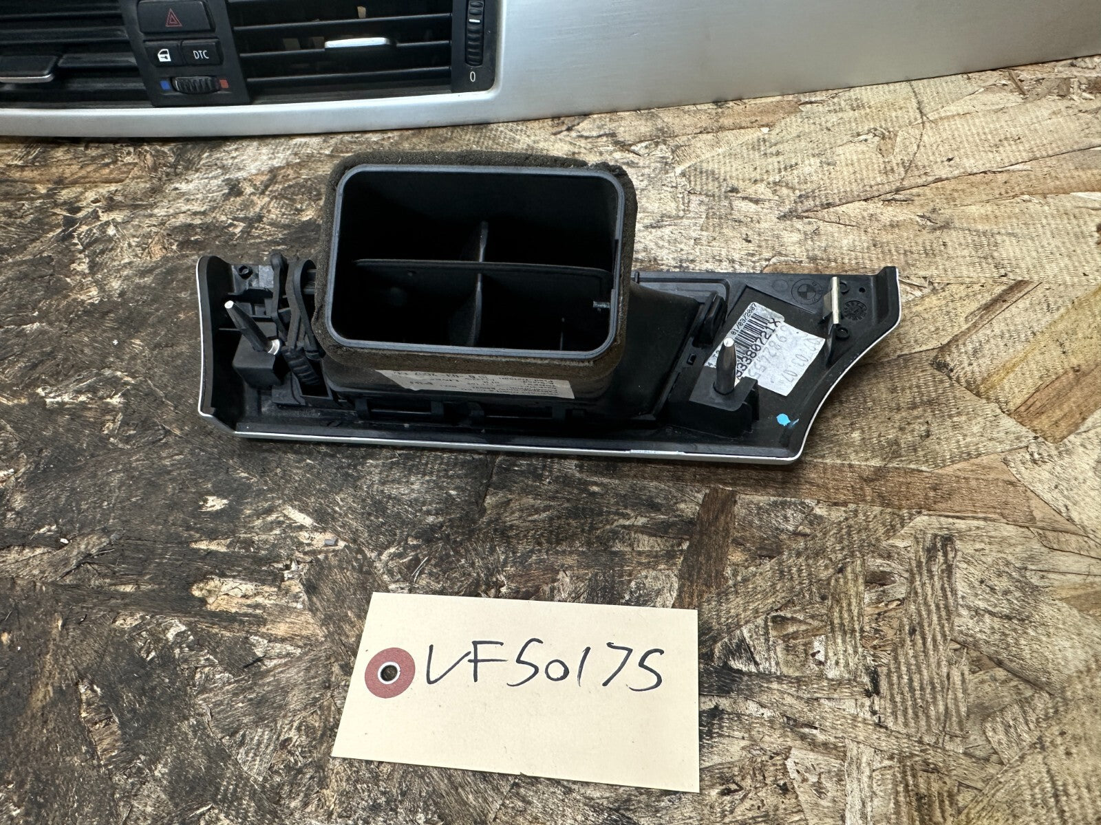 BMW 2006-2012 E90 SILVER CLIMATE CONTROL VENT TRIM 2PC OEM 6982457+6949913
