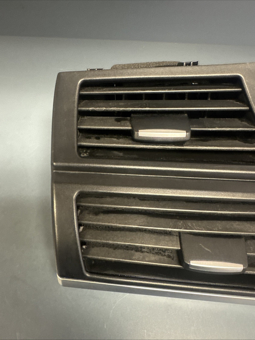 2007-2013 BMW X5 E70 X6 E71 Driver Left Side Air Vent AC LCI OEM 9227767
