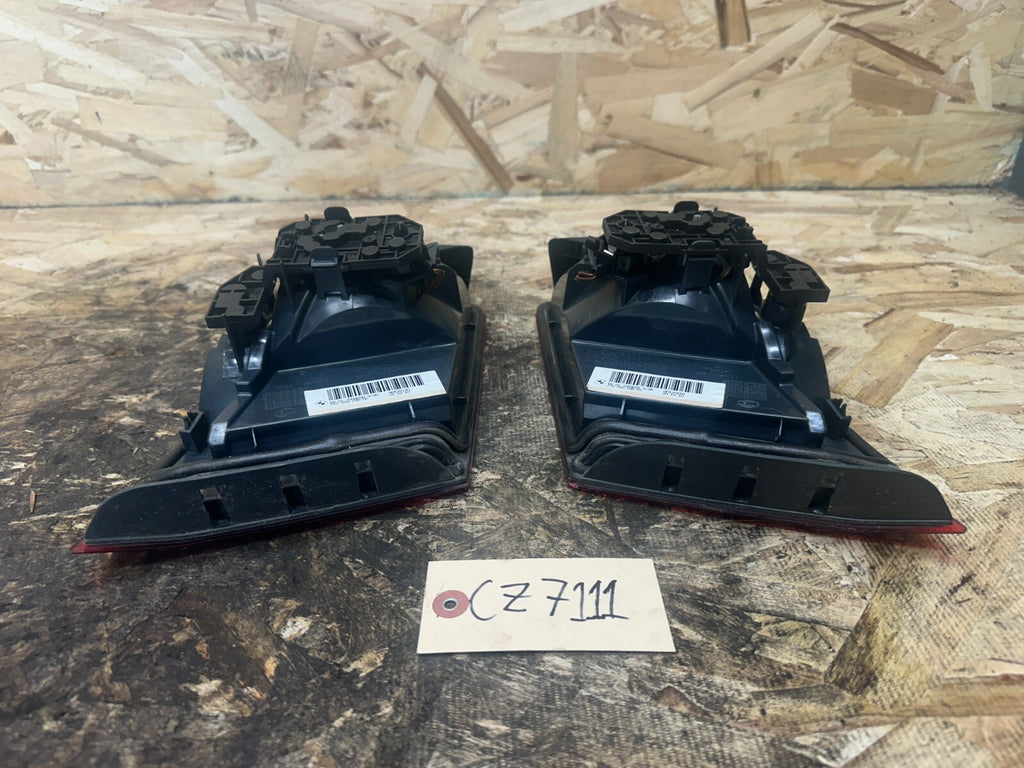 BMW 2010-2013 F10 5 SERIES REAR INNER TRUNK TAIL LIGHT SET 2 PC OEM 7203226+5