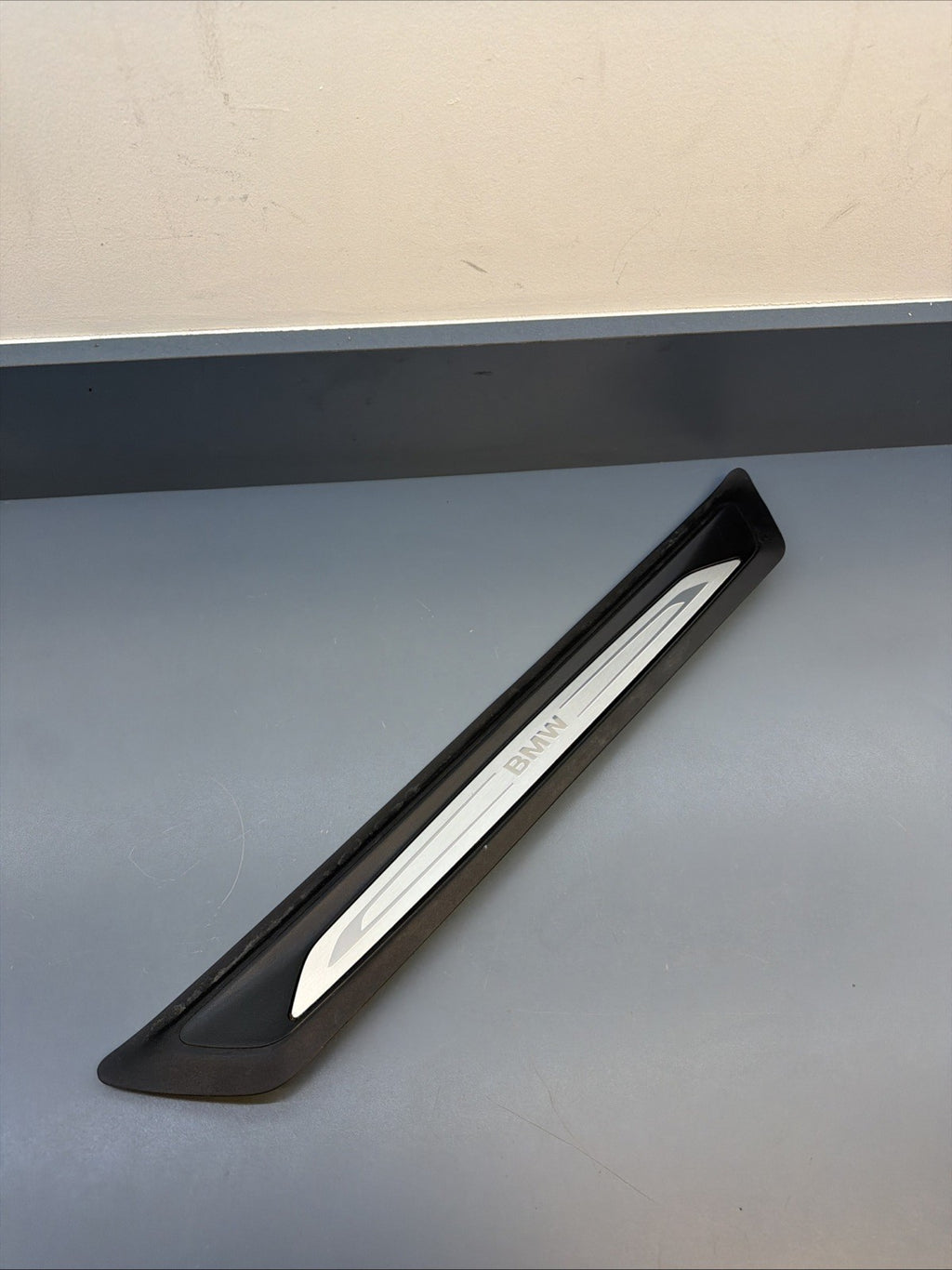 2012 2013 2014 2015 2016 BMW 328I Front Left Door Scuff Plate 7410460 OEM