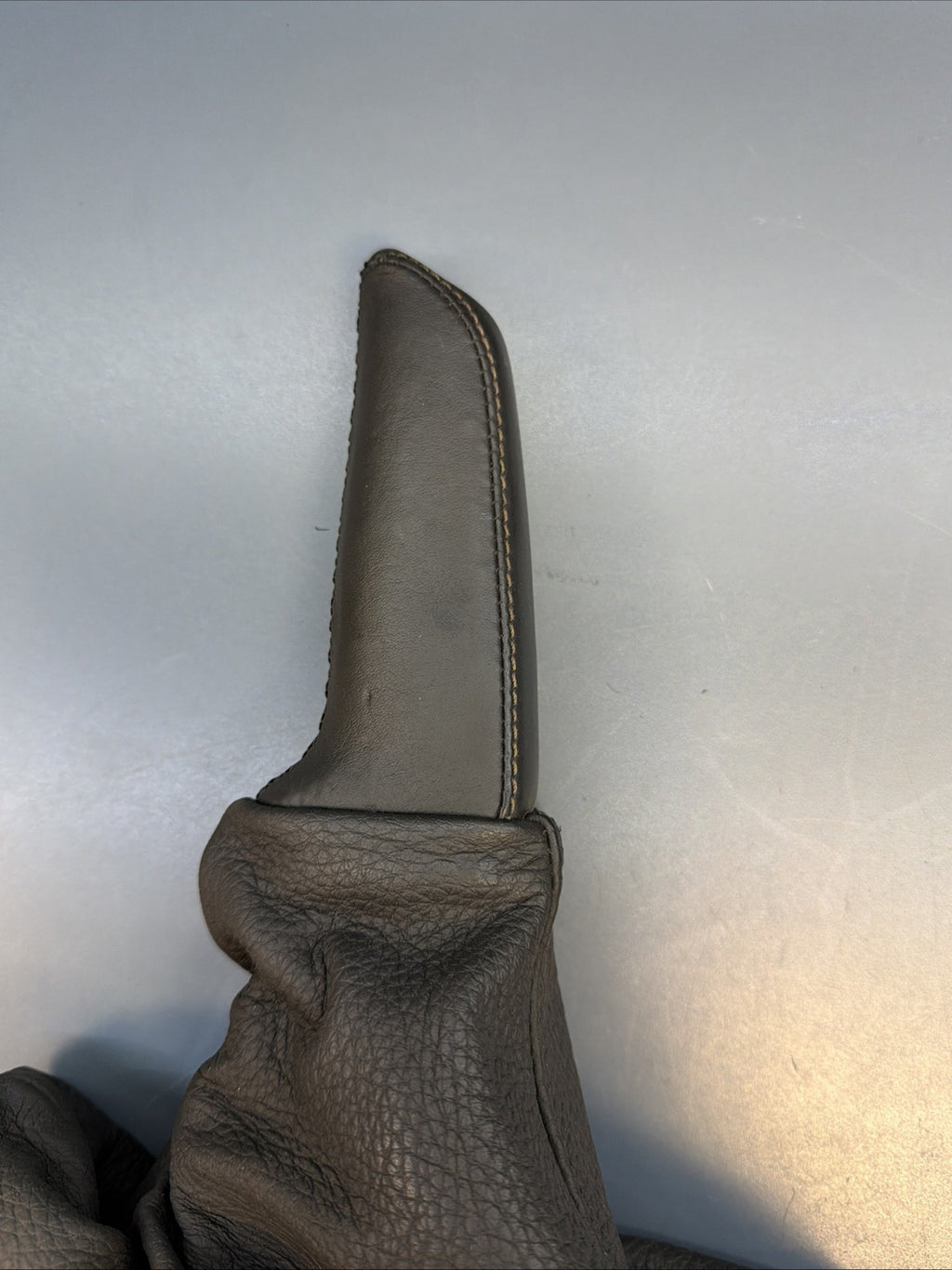 BMW 01-10 E60 5 SERIES BLACK PARKING EMERGENCY BRAKE LEVER OEM 7034081