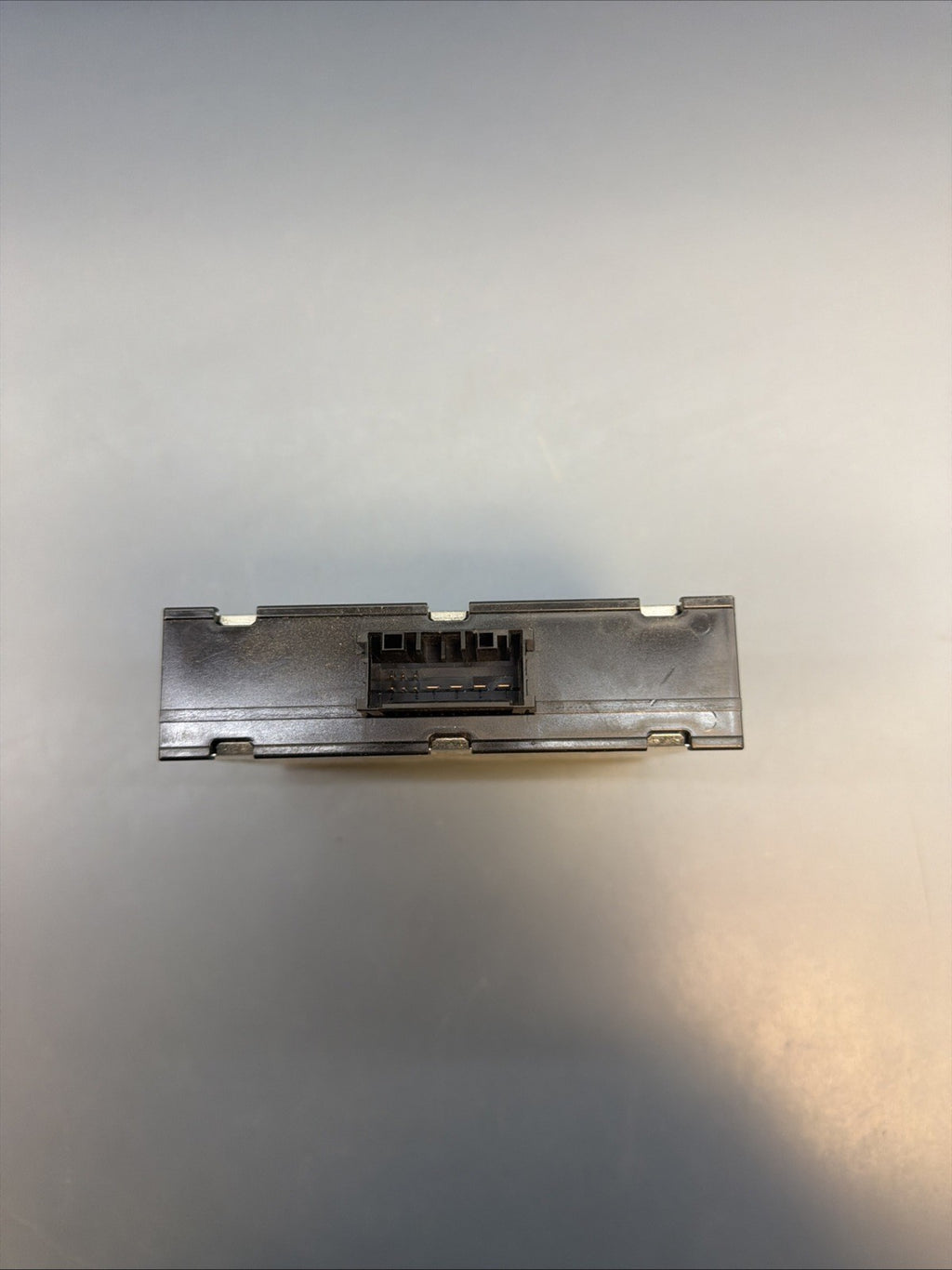 13-15 BMW X1 E84 VOLTAGE CONVERTER CONTROL MODULE OEM 9253208