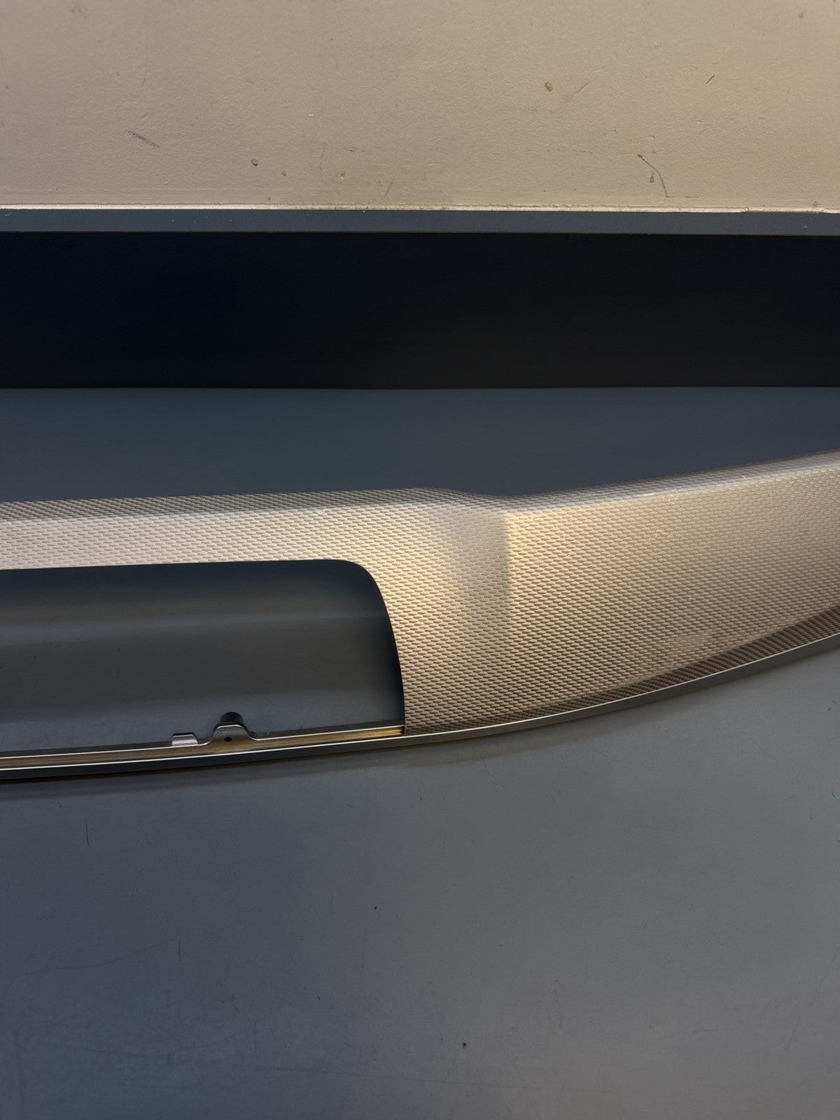 11-15 BMW 535i 528i 550i F10 M5 Right Dash Trim Aluminum Hexagon 9166649
