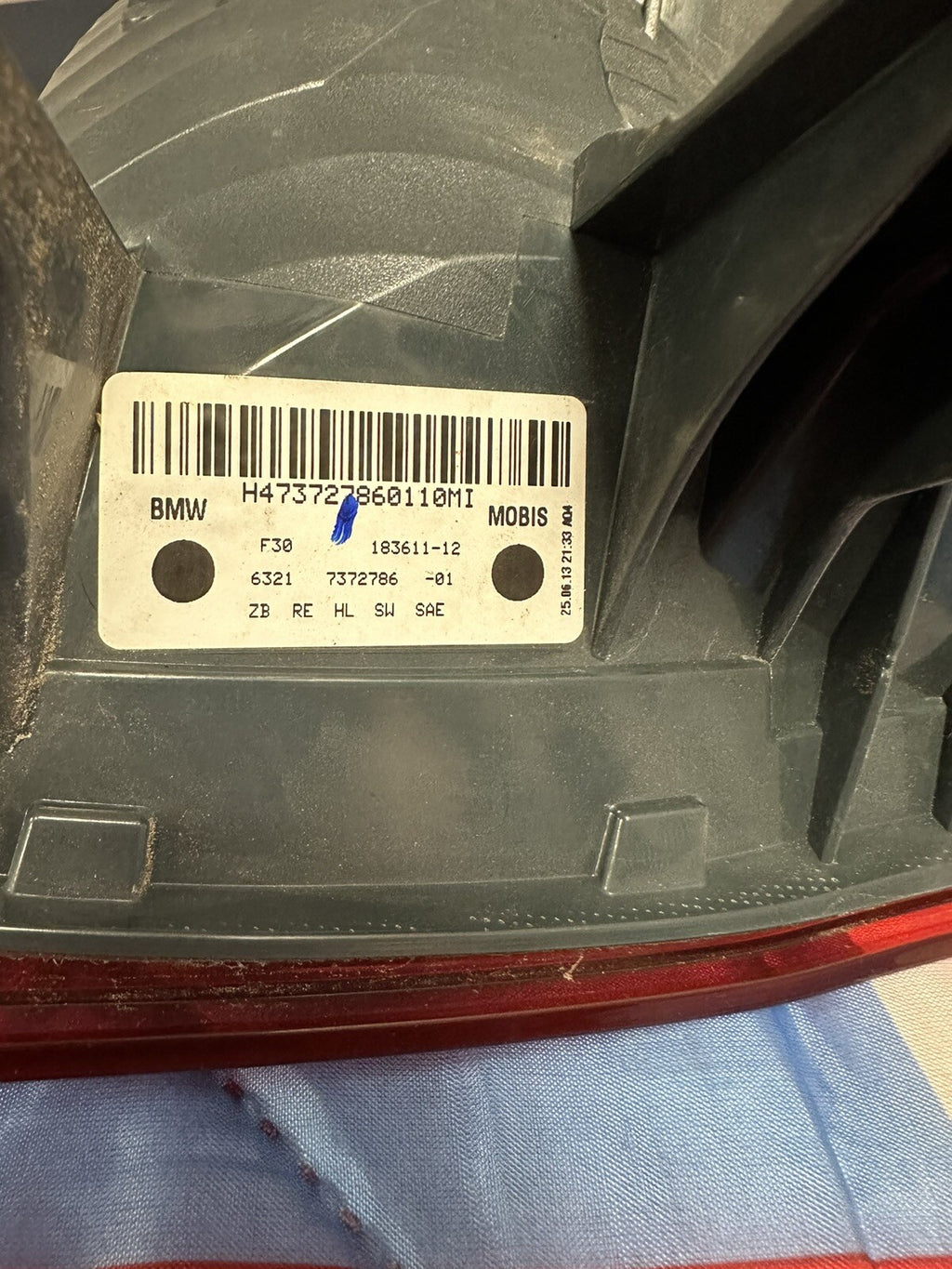 12-15 BMW F30 F80 SEDAN REAR RIGHT OUTER QUARTER TAIL LIGHT LAMP OEM 7372786