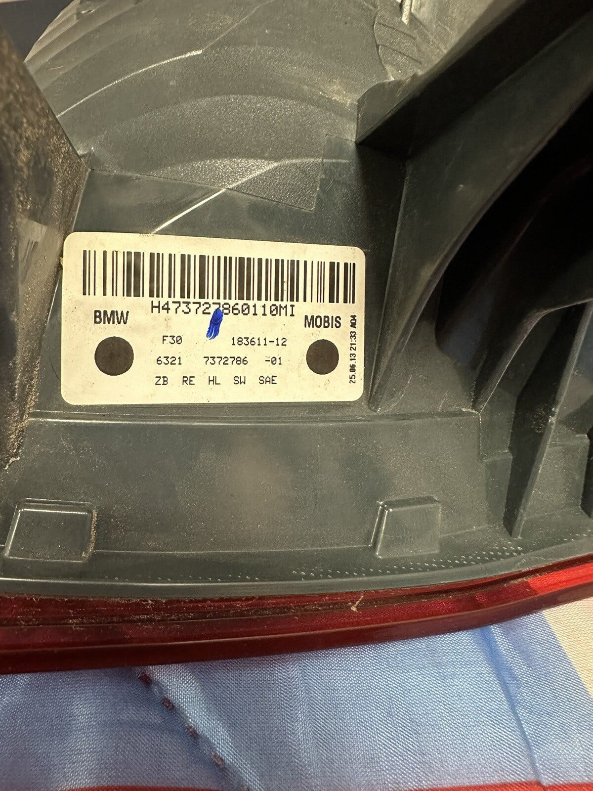 12-15 BMW F30 F80 SEDAN REAR RIGHT OUTER QUARTER TAIL LIGHT LAMP OEM 7372786