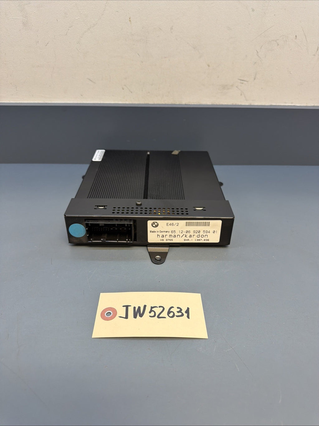 BMW 2001-2006 E46 RADIO AUDIO AMPLIFIER AMP OEM 6920594