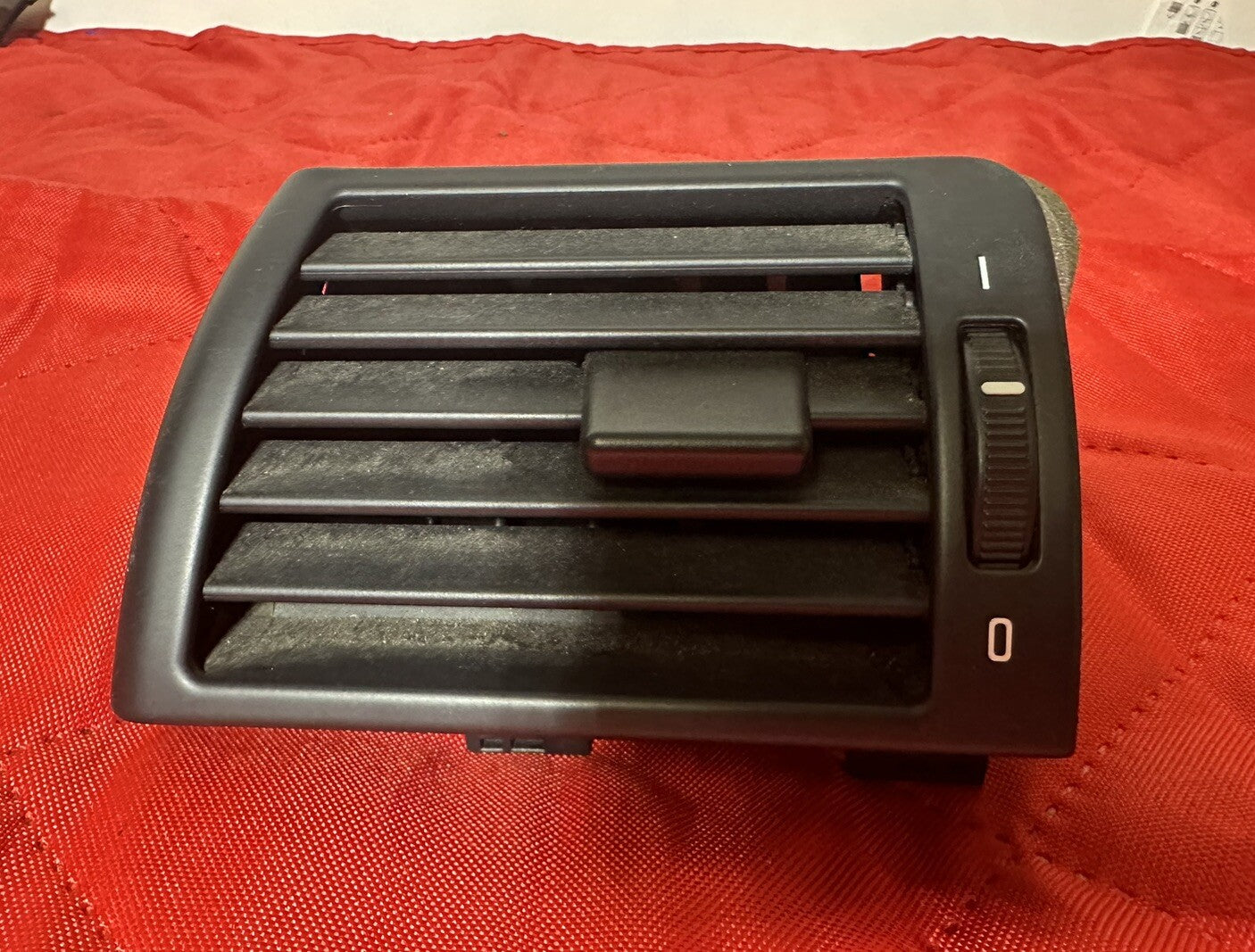 00-06 BMW 3-SERIES FRONT LEFT SIDE DASH FRESH GRILLE AIR VENT PANEL OEM 8361897