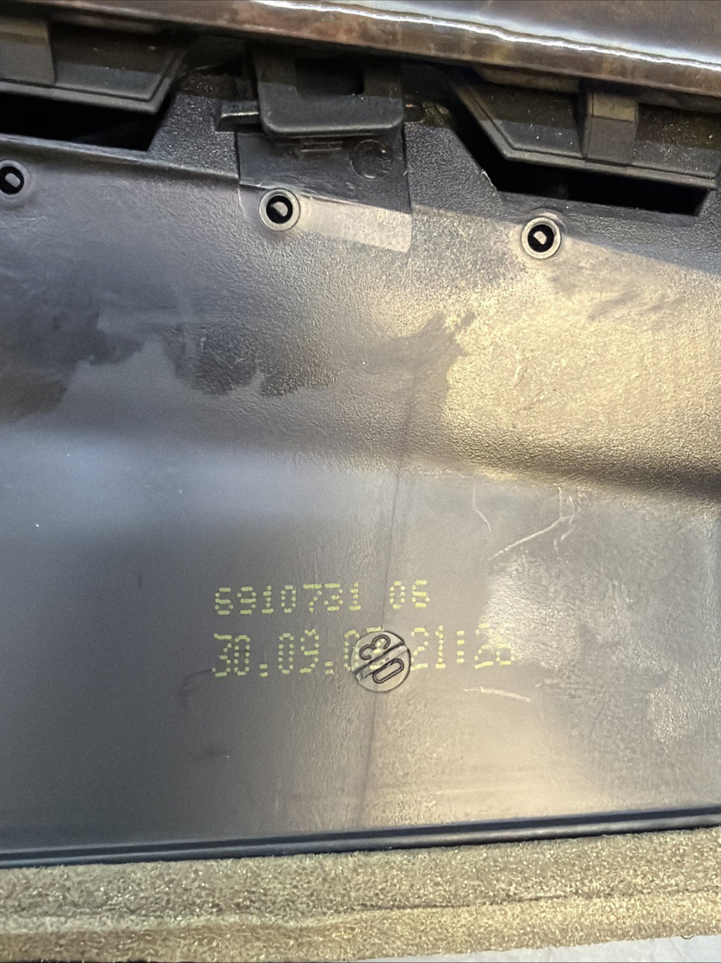 04-10 BMW E60 5 SERIES FRONT LEFT DRIVER SIDE DASH AC HEATER AIR VENT 6910731