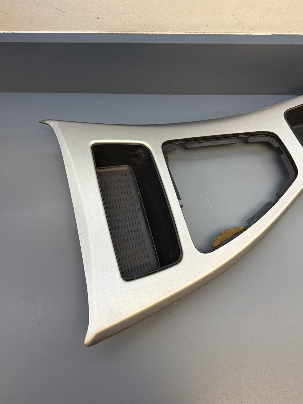 08-13 BMW 328i E90 E92 Center Console Gear Shifter Trim Panel Bezel 9198283