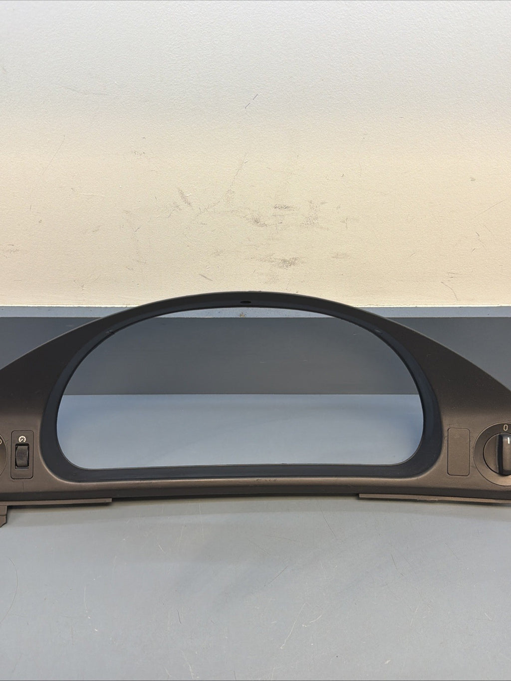 97-03 BMW E39 5 SEREIS Speedometer Cluster Trim Bezel w/ Switches Black 8159735