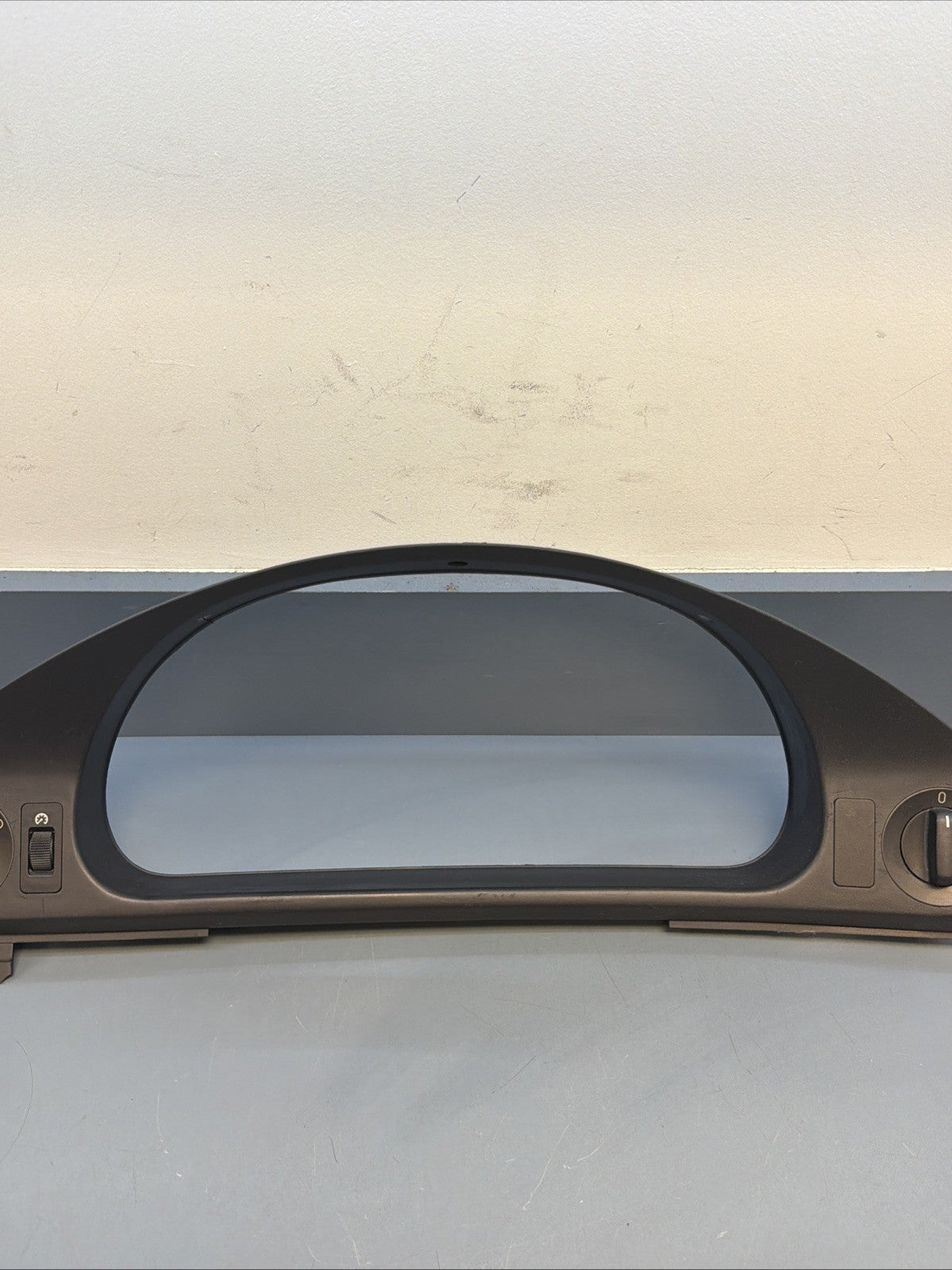 97-03 BMW E39 5 SEREIS Speedometer Cluster Trim Bezel w/ Switches Black 8159735