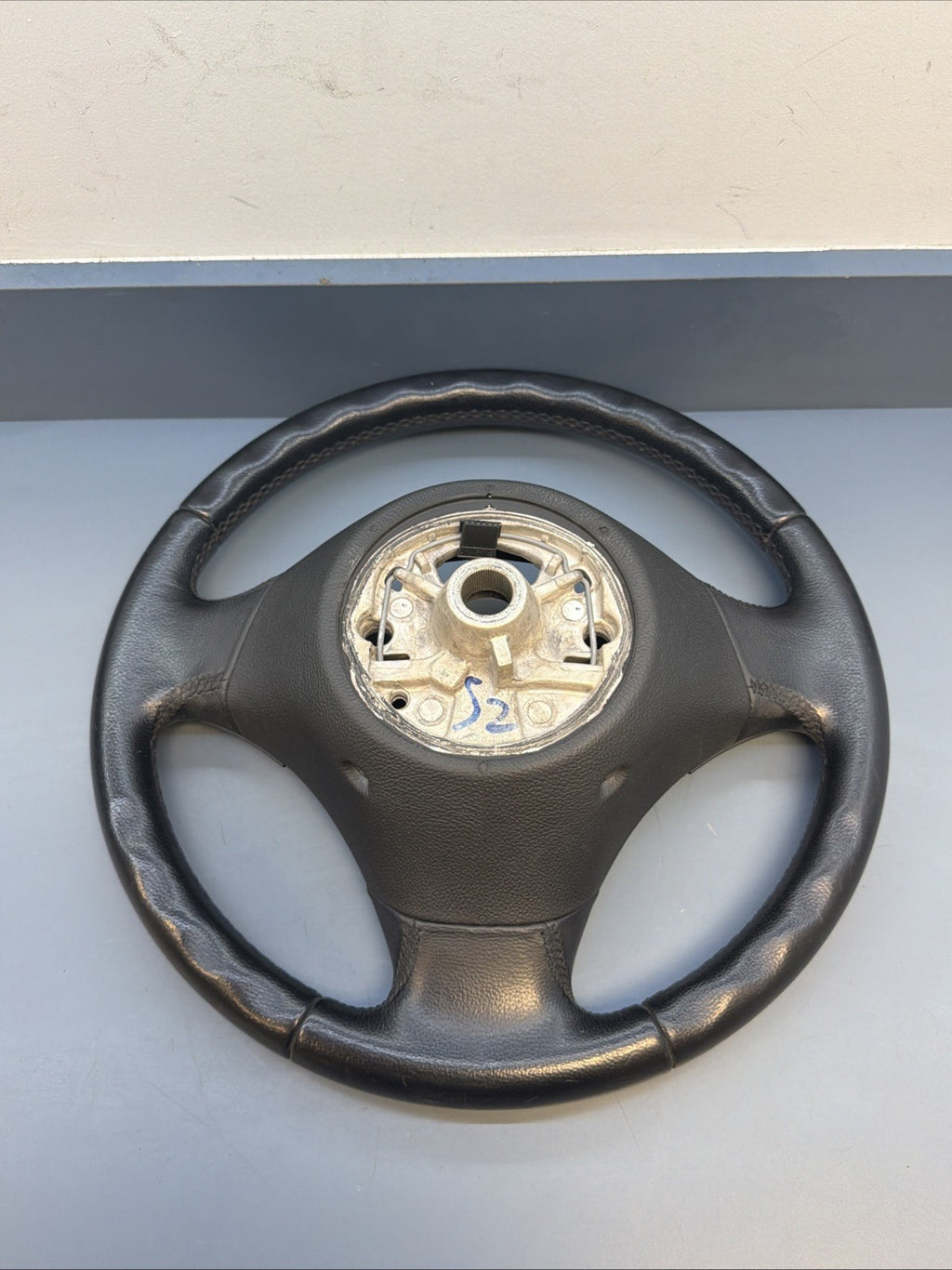 2006-2011 BMW 3 SERIES E90 E91 STEERING WHEEL LEATHER MULTIFUNCTION 61645150G