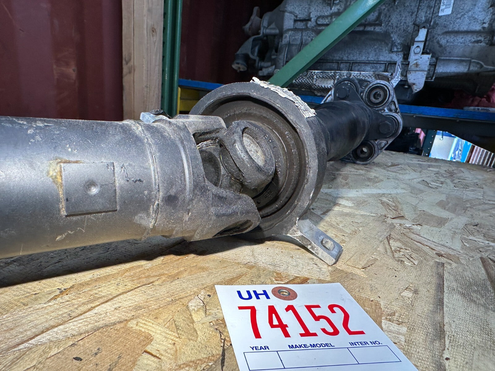 OEM BMW REAR DRIVESHAFT FITS AUTO 11-19 F3X 318 320 328 420 7600185