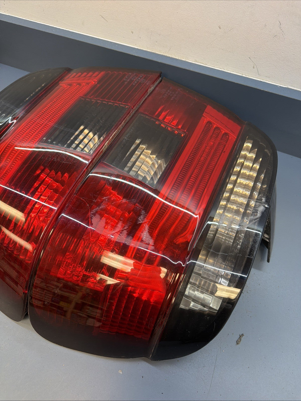 BMW 5-Series E39 Rear Left & Right Tail light Set of 2 aftermarket *READ*