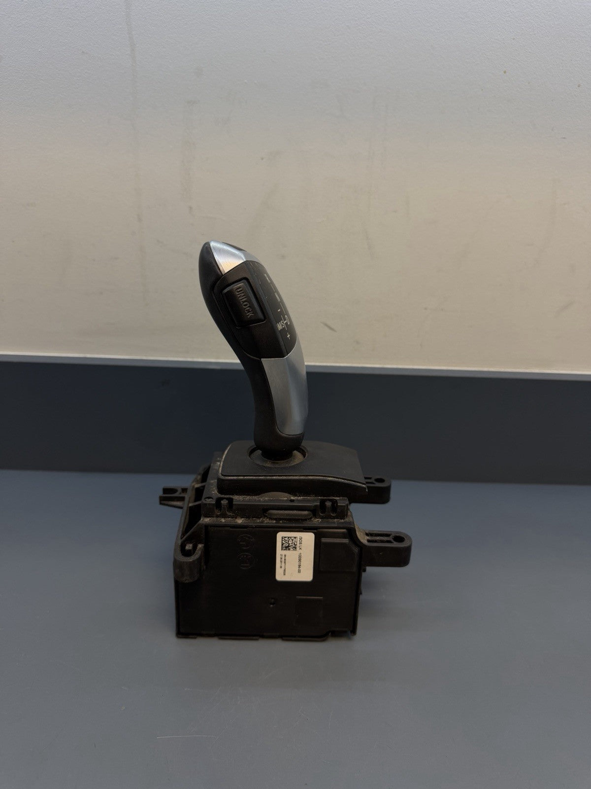2011 - 2012 BMW X3 F25 TRANSMISSION GEAR SHIFT LEVER KNOB HANDLE OEM 9253077