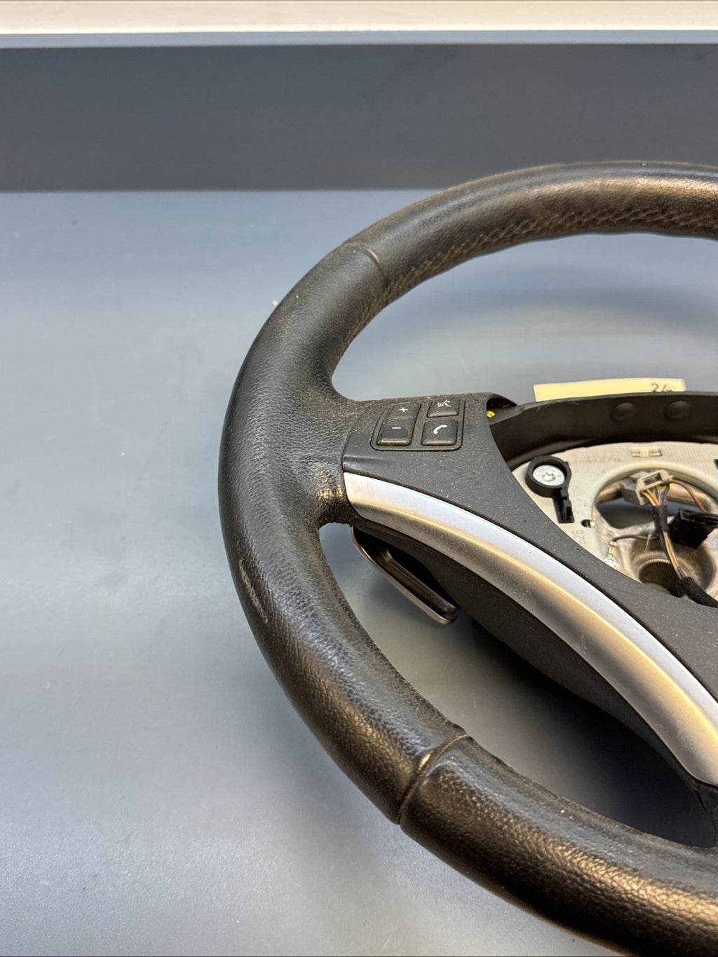 BMW 06-11 E90 3 SERIES BLACK LEATHER SPORT STEERING WHEEL W PADDLES OEM 6795858