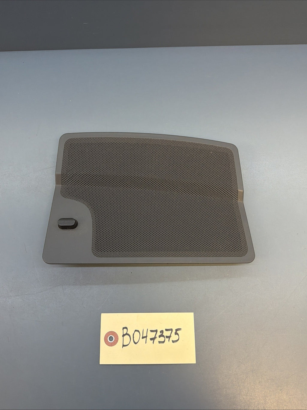 04 05 06 07 BMW E60 530i Speaker Cover Grille Dash Center Black 7034131